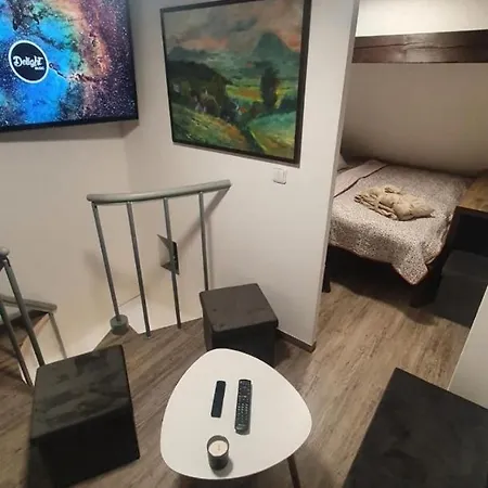 čapí Hnízdo Se Saunou